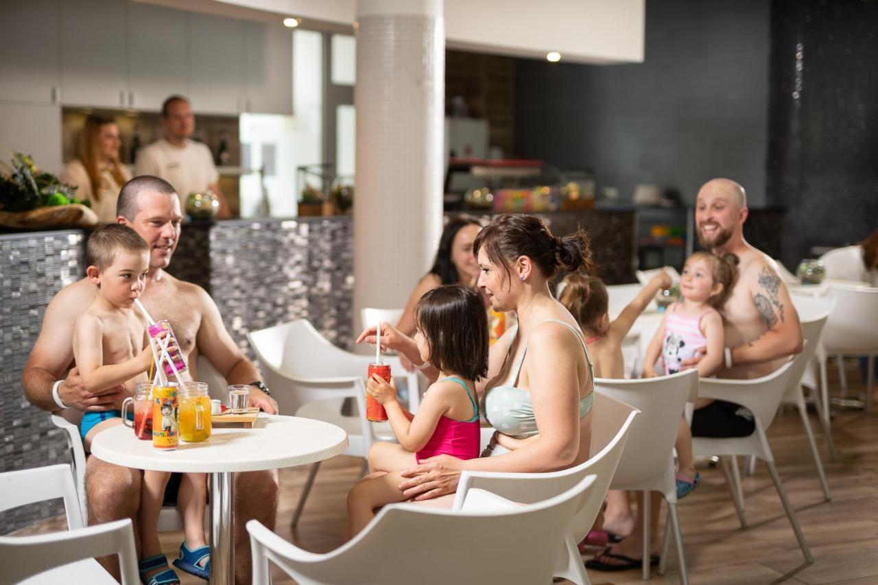 Atrium Hotel - Family Friendly Vysoké Tatry Kültér fotó